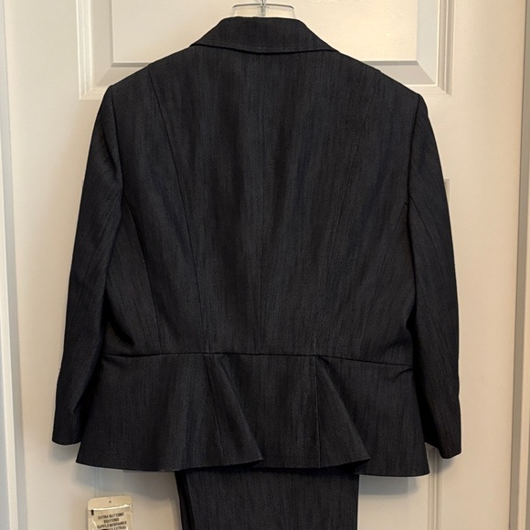 Blue Women’s Suit - Picture 4 of 4